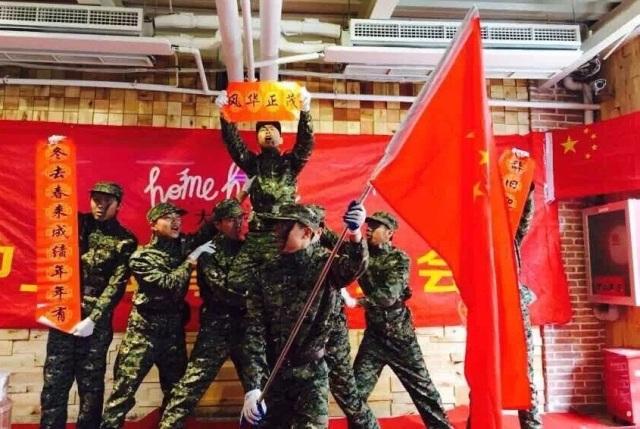 一批 985 毕业生选择主动延毕，有人故意挂科以获取资格，原因是什么？游戏画面